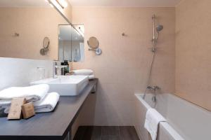 Hotel Cézanne Boutique-Hotel - How To Book Your Stay