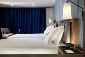 Hotel Collective - On-site Facilities and Dining
