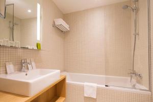 Hotel Cordelia Opera-Madeleine - Dining and Amenities