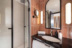 Hotel Grand Heart Latin - Location Highlights