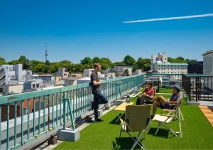 Hotel Graphy Nezu - Accessibility and Transportation
