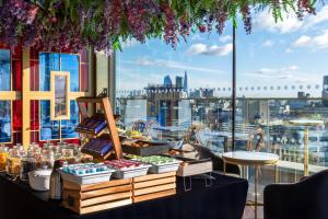 Hotel Indigo London - 1 Leicester Square, an IHG Hotel - Dining Choices at the Hotel