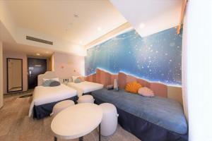 Hotel Keihan Universal Tower - Diverse Room Types and Features