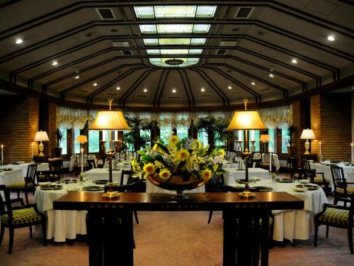 Hotel La Neige - Dining and Cuisine