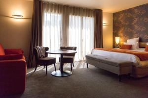 Hotel L'Adresse - Guest Reviews and Ratings