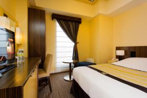 Hotel Monterey Hanzomon - Metro Access and Convenience