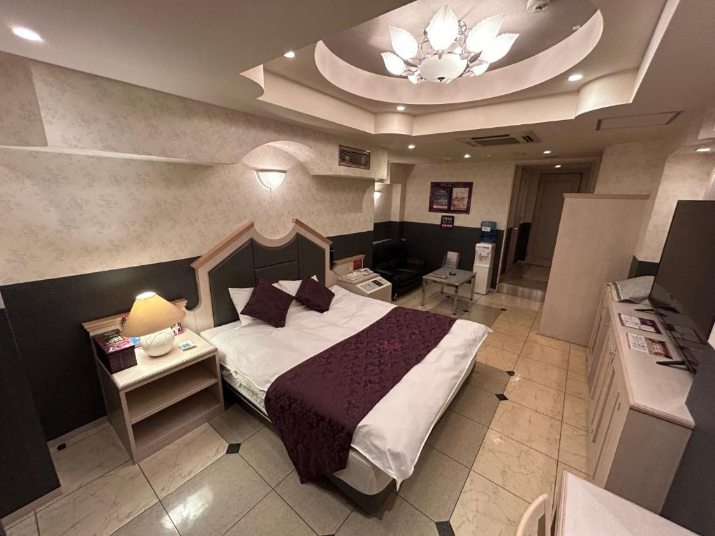 Hotel Purpleeye Review