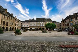 Hotel-restaurant Le Sénéchal - Nearby Attractions and Activities
