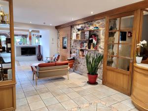 Hotel Restaurant Txistulari - Special Offers and Packages