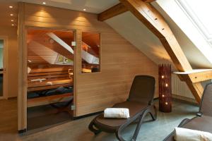 Hotel Spa and Restaurant Au Chasseur - Activities and Nearby Attractions