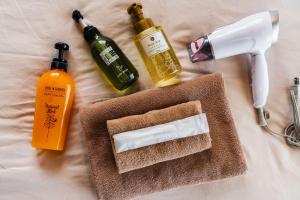 Hotel Sunset American - Location and Nearby Attractions