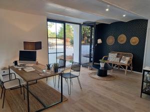 Hotel The Cottage of Sophie - Dining at the Hotel