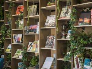 Hotel Wing International Hakata Shinkansenguchi - Nearby Attractions