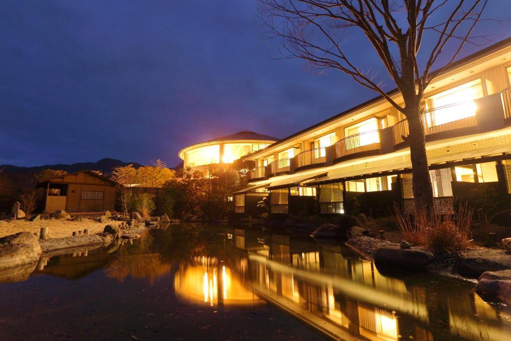 4 Amazing Places to Stay in Minami Aso