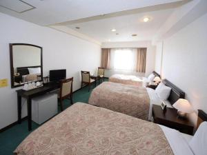 Hotel Yutaka Wing - Policies