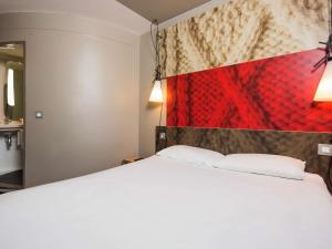 Ibis Sheffield City - Nearby Attractions and Transport