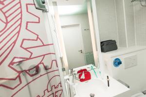 Ibis Styles Paris Mairie De Clichy - Guest Experience
