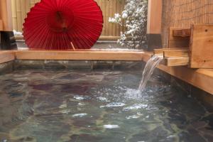 Ichinomatsu Japanese Modern Hotel - Amenities and Features