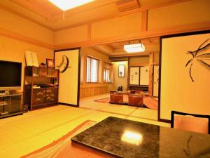 Irorinoyado Ashina - Dining Highlights