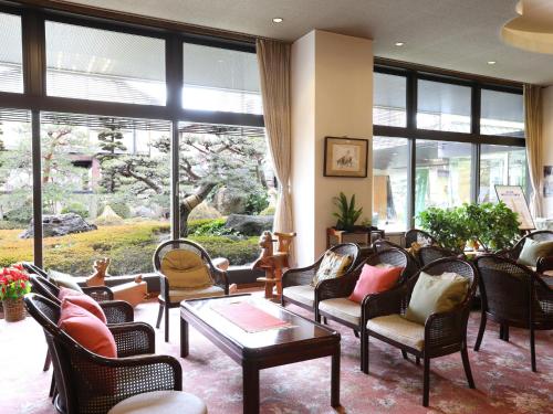 Kamiyamada Hotel - Amenities and Services