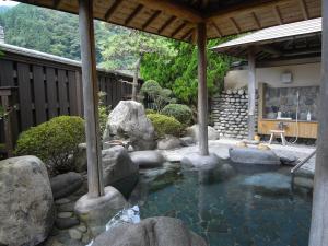 Kawakamiya Kasuitei - Dining Services