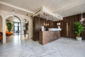 King Solomon Hotel- Golders Green - Dining Choices