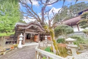 Koyasan Shukubo Daimyououin - Mount Koya Lodge of Great Brightness - Guest Experiences and Feedback
