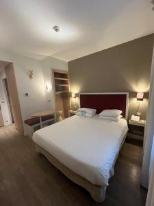 Kyriad Paris 18 - Porte De Clignancourt - Montmartre - Impressive Amenities