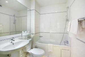 Lautrec Opera - Booking Policies and Discounts