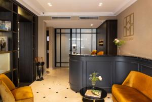 Lenox Montparnasse - Nearby Transport Options