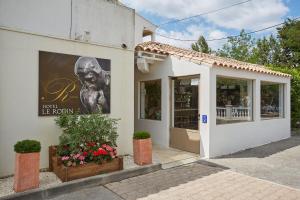 Logis Hotel Le Rodin - About Staying Here