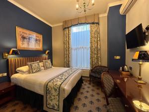 London Lodge Hotel - Policies and Guest Information