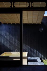 MARUYO HOTEL - Room Features