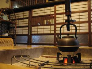 Masutomi Ryokan - Onsen and Hot Springs