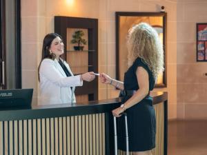 Mercure Le Mans Centre - Dining and Entertainment