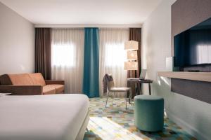 Mercure Marne-la-Vallée Bussy St Georges Hotel - Accessibility Features