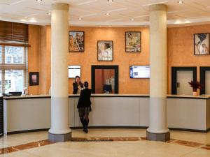 Mercure Montpellier Centre Antigone - Accommodation Options