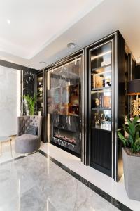 Merit Kensington Hotel - Booking Information and Procedures