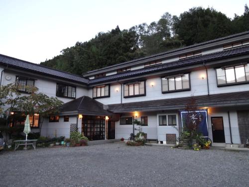 Mizubasho No Yado Higashi - House Rules and Policies