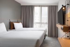 Moxy Paris Clamart - Amenities and Facilities