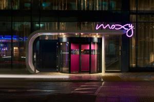 Moxy Southampton - Dining Options