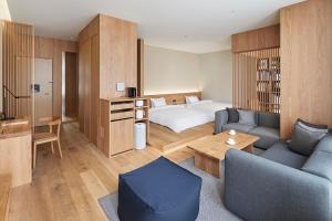 MUJI HOTEL GINZA - Dining Options