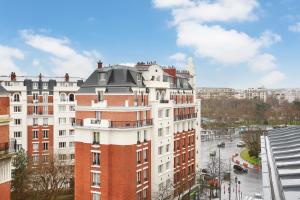 Murat Hotel Review: A Parisian Gem - On-Site Facilities and Services
