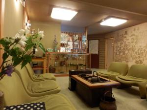 Murataya - Dining and Breakfast Options