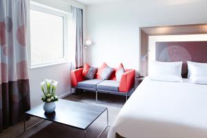 Novotel London Waterloo - Nearby Attractions