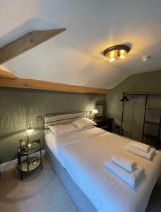 Oakhill Hotel - Facilities and Amenities