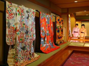 Ooedo Onsen Monogatari Hotel Kinugawa Gyoen - Guest Services