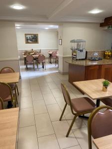 Orchard Hotel - Room Options Available