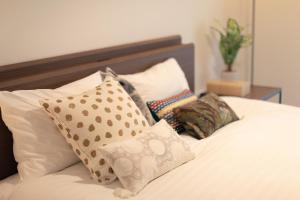 OSAKA SUNSHINE TOWER72 - Location and Transportation