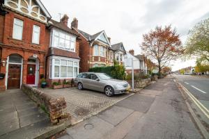 OYO Lonsdale Guest House - Cancellation and Policies